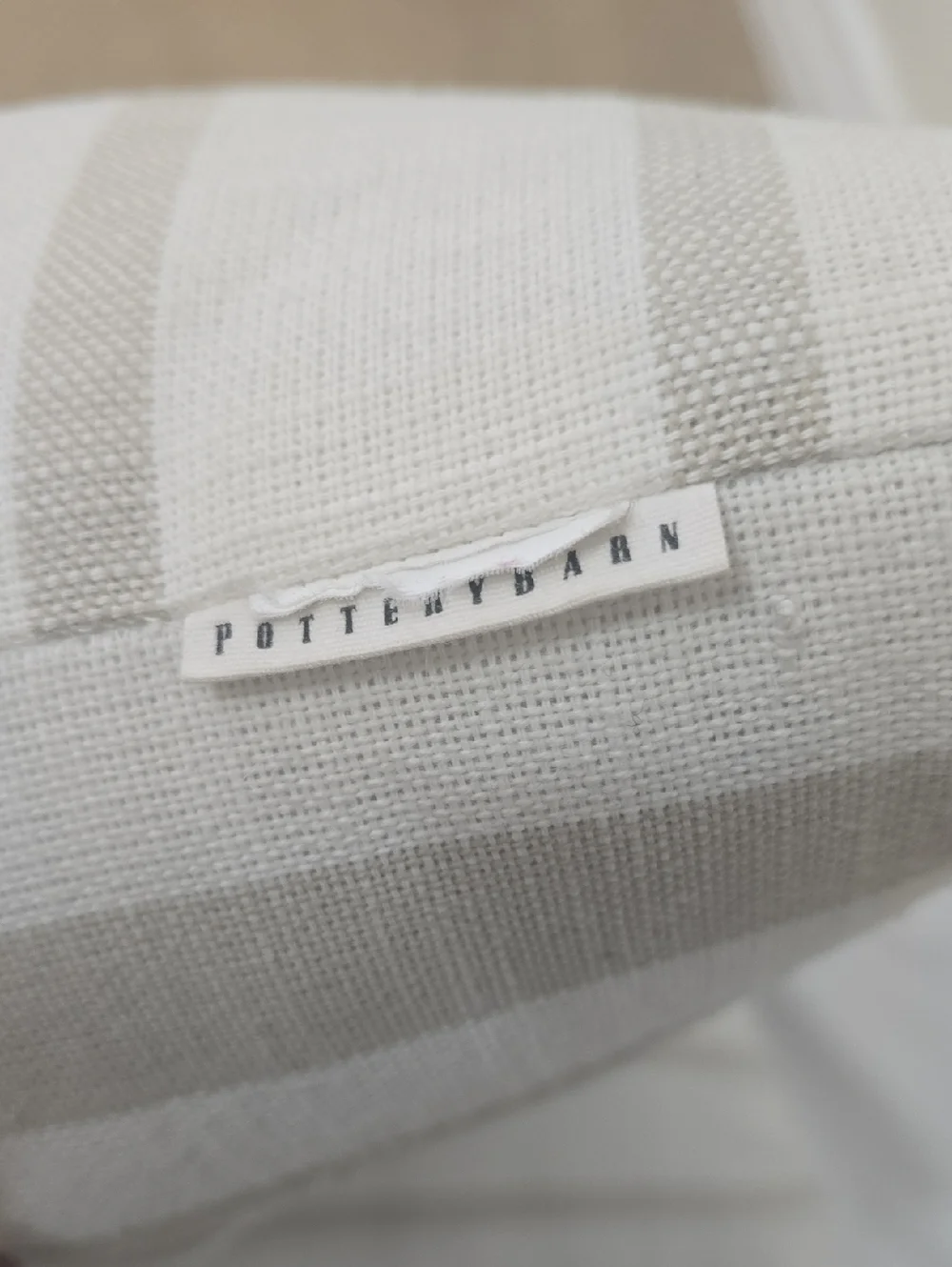Potterybarn 2 Stripped Linen Decorative‎ Pillows